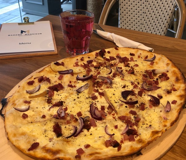 Tarte Flambée Savoyarde